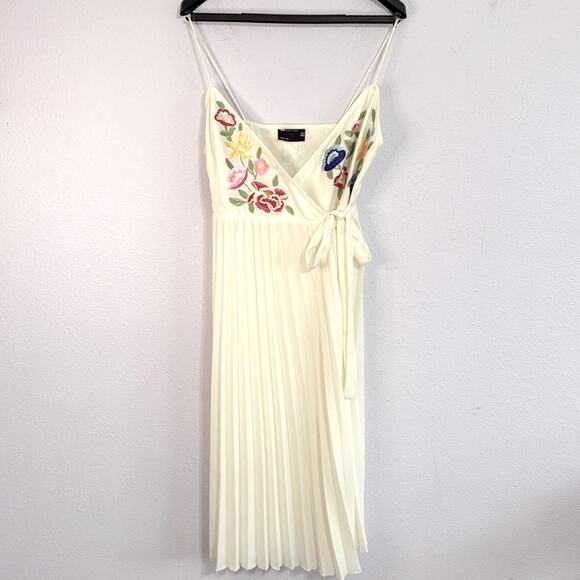 ASOS Women Cream Embroidered Pleated Cami Wrap Midi Dress Size 6 - Picture 5 of 11